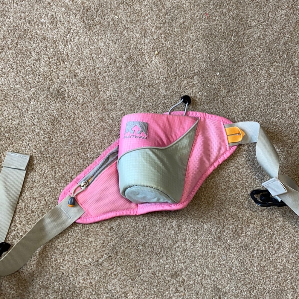 Nathan hydration waist pack